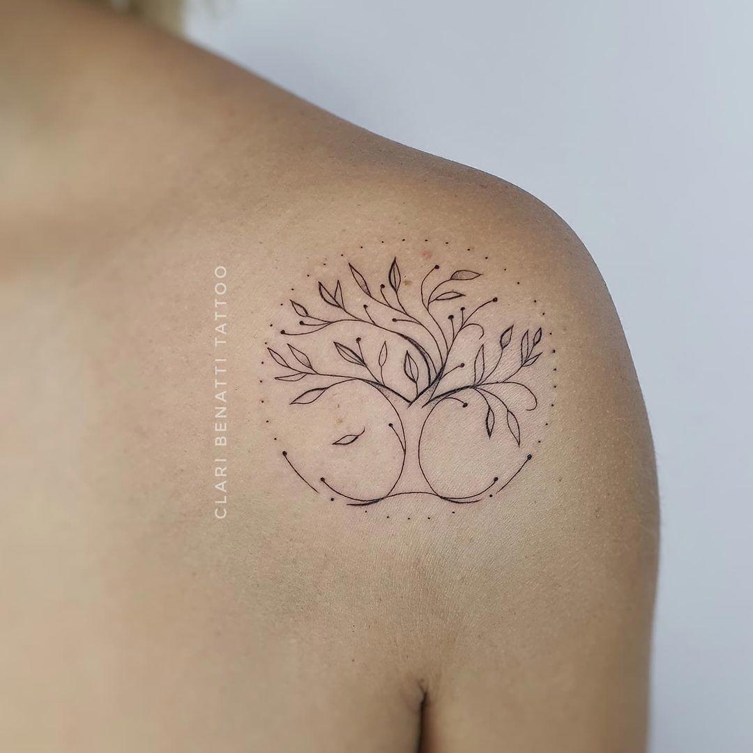 Tatuaje de árbol de la vida minimalista