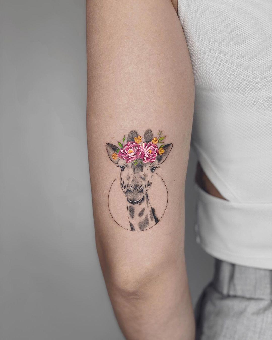 Tatuajes de flores y animales