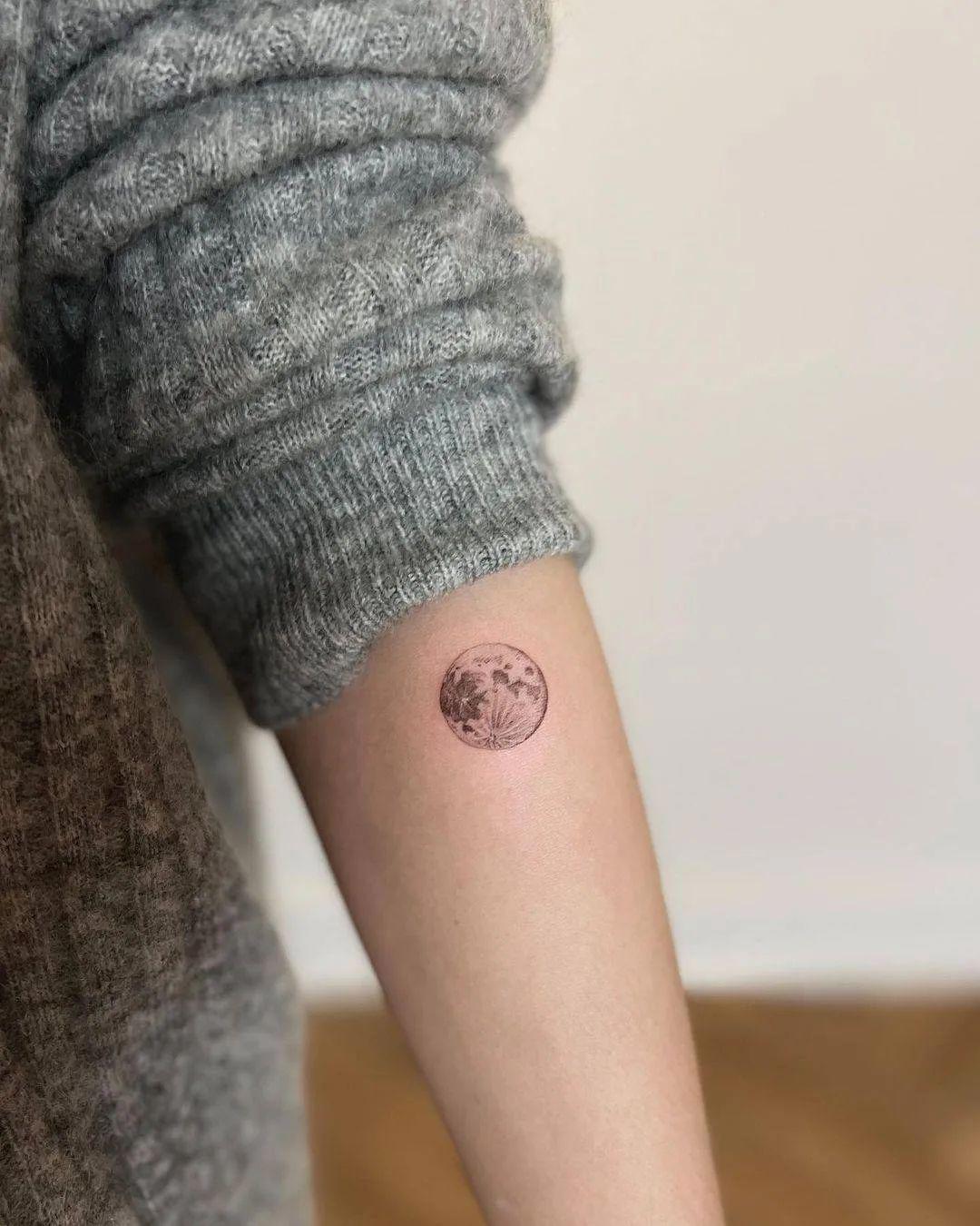 Tatuaje de la luna