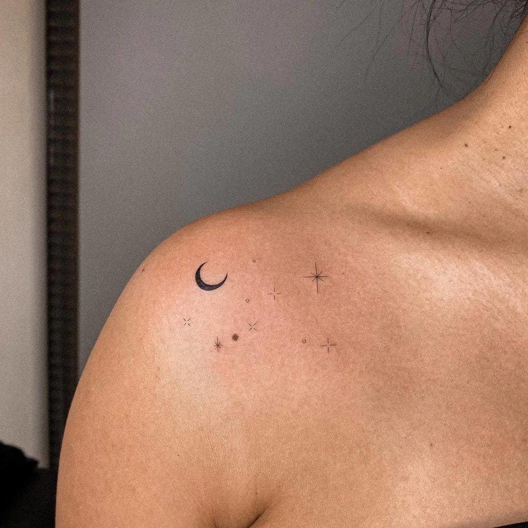 Tatuajes de luna y estrellas