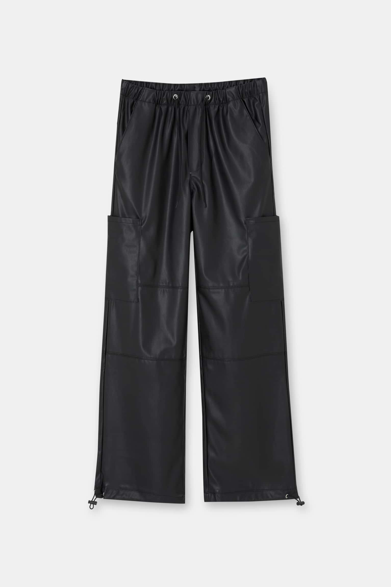pantalones de cintura elástica de pull and bear jogger 12,99 euros